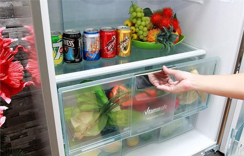 So sánh tủ lạnh Panasonic NRBW465XSVN và Samsung RT-38FAUDD