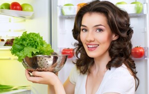 So sánh tủ lạnh Sanyo SR-261M và Hitachi R-H230PGV4