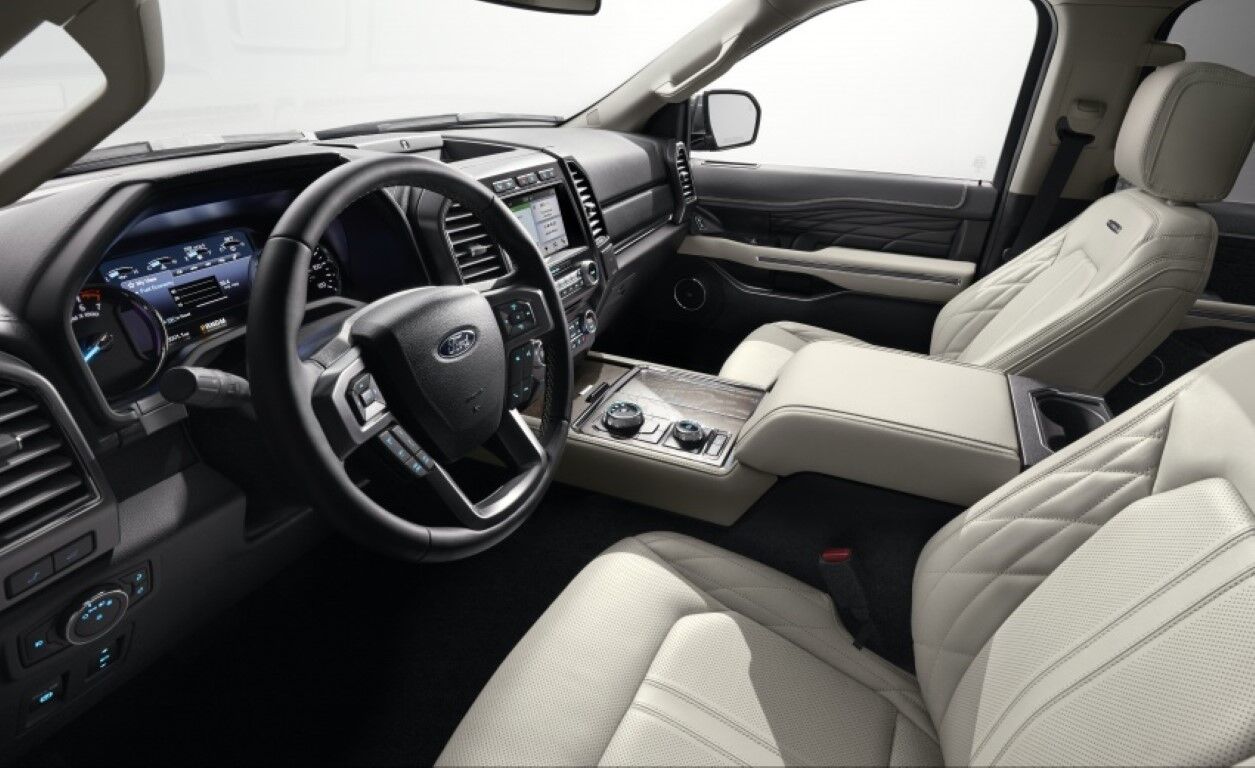 So sánh xe Chevrolet Trailblazer và Ford Everest 2019 nên mua loại nào