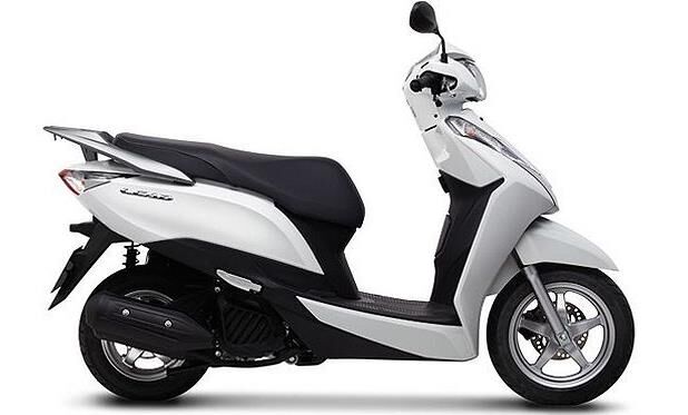 So sánh xe máy Honda Lead và Kymco Jockey Fi 125