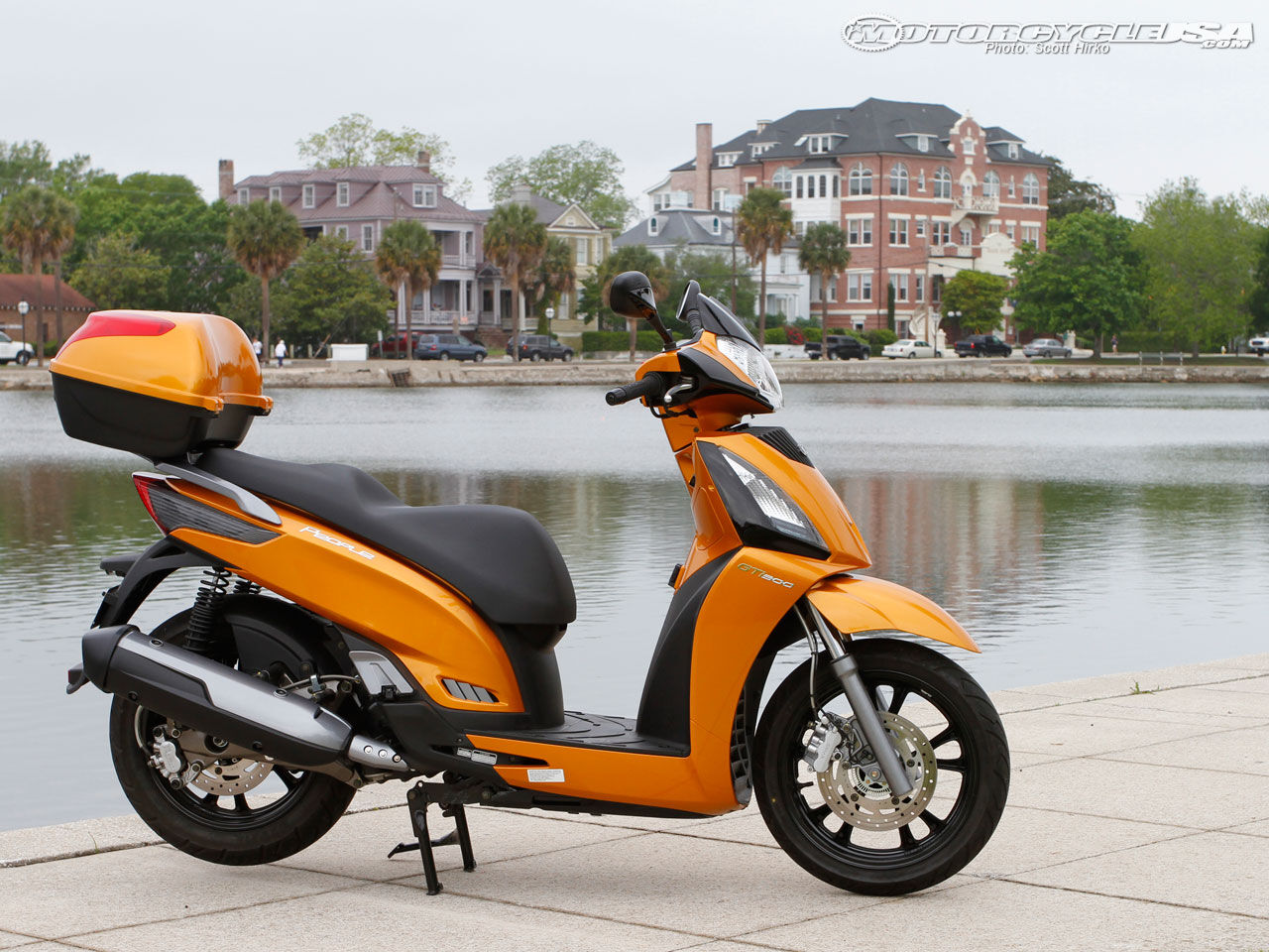 So sánh xe máy Kymco Jockey Fi 125 và Kymco People