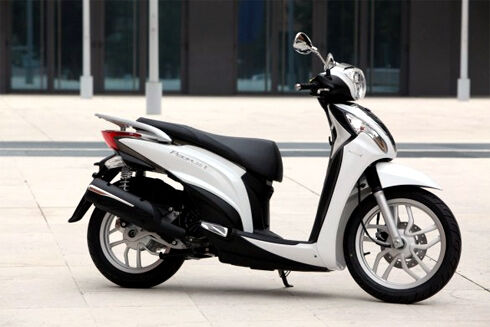 So sánh xe máy Kymco Like Fi 125 và Kymco People