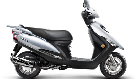 So sánh xe máy Kymco Like Fi 125 và Suzuki UA 125T