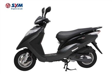 So sánh xe máy Kymco People và SYM Attila Victoria