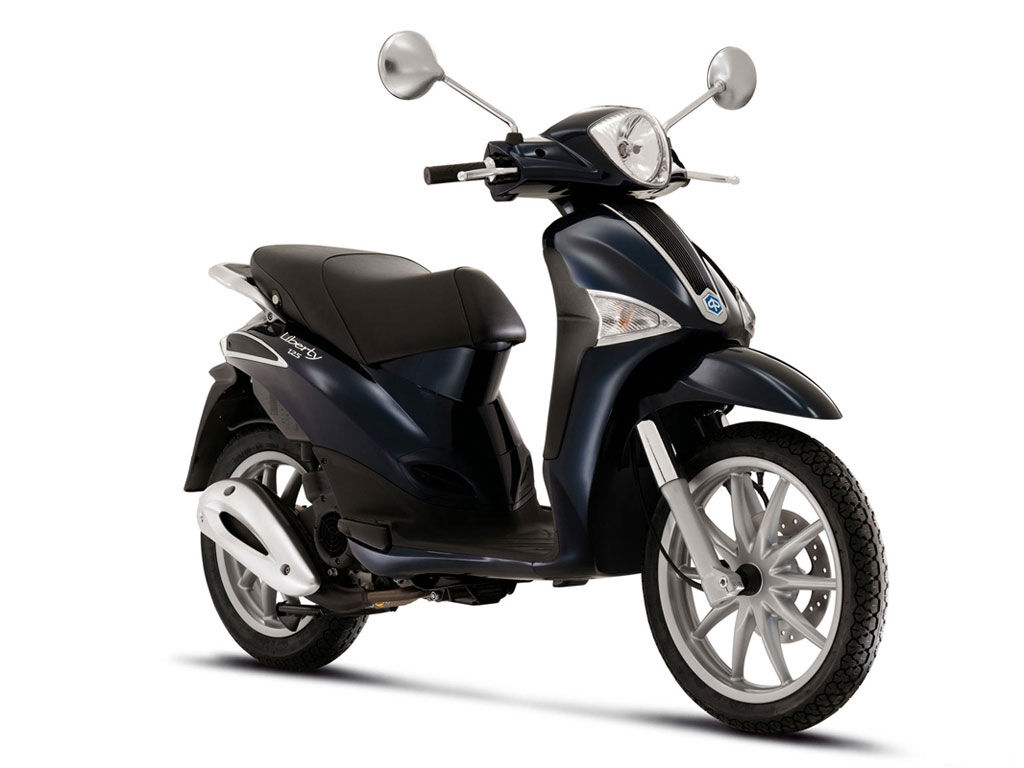 So sánh xe máy Piaggio Liberty và Kymco Like Fi 125