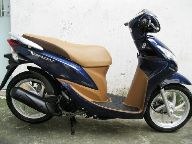So sánh xe máy SYM Attila Elizabeth và Honda Vision