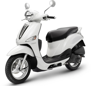 So sánh xe máy Yamaha Janus 125 và Yamaha Nozza