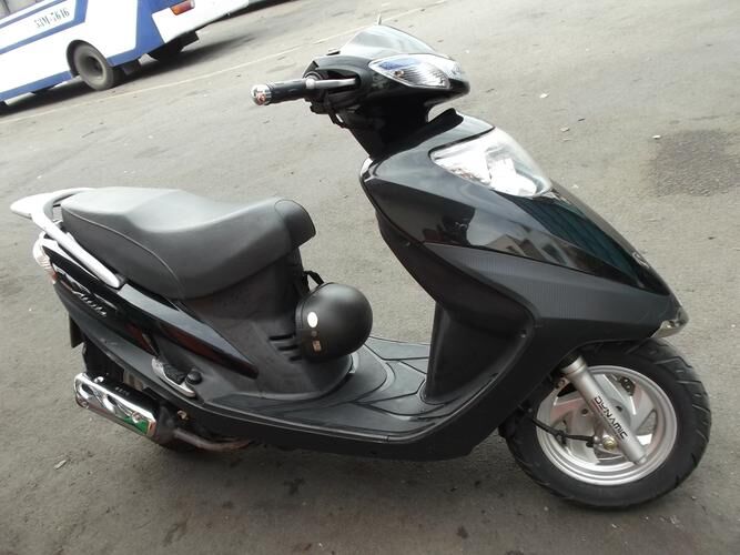 So sánh xe máy Yamaha Nouvo 2015 và SYM Attila Victoria