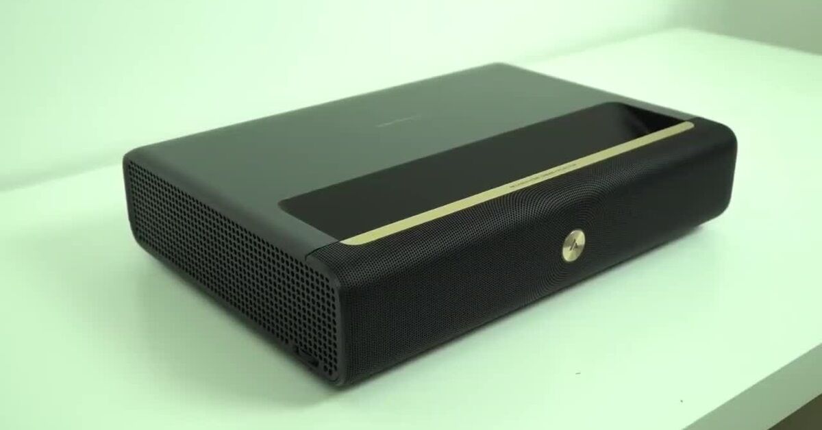 So sánh Xiaomi Wemax A300 và Optoma P1: Nên mua chiếc nào hơn?