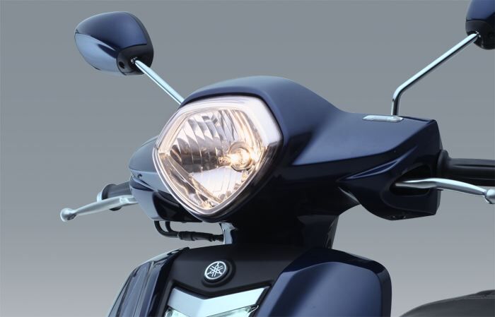 So sánh Yamaha Nozza Grande và Piaggio Fly