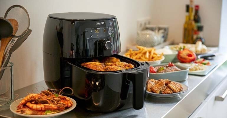 Nồi chiên chân không có kiểu dáng sang trọng, nhỏ gọn, có tác dụng tốt cho sức khỏe lợi ích của nồi chiên không dầu