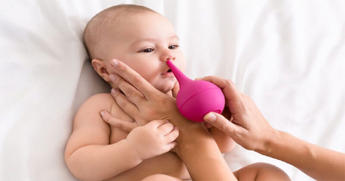 Sử dụng máy hút mũi cho bé liệu có an toàn? Nên mua hay là không?