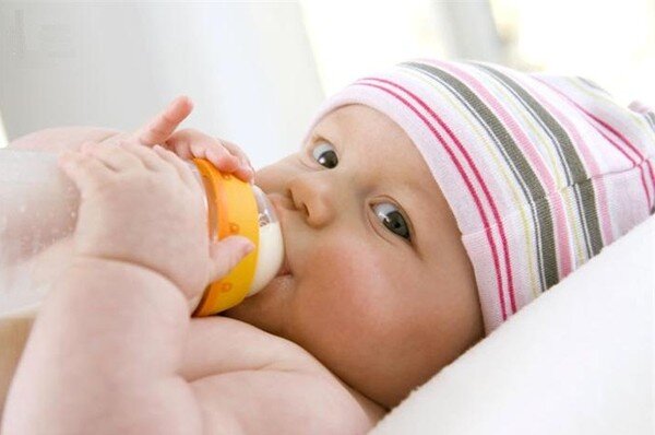 Sữa bột Nestle Nan Pro 1 cho trẻ sơ sinh từ 0 đến 6 tháng tuổi