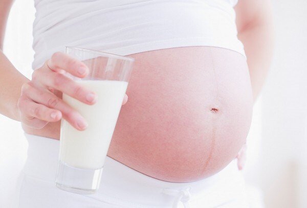 Sữa bột Vinamilk cho mẹ bầu và cho con bú có những loại nào?