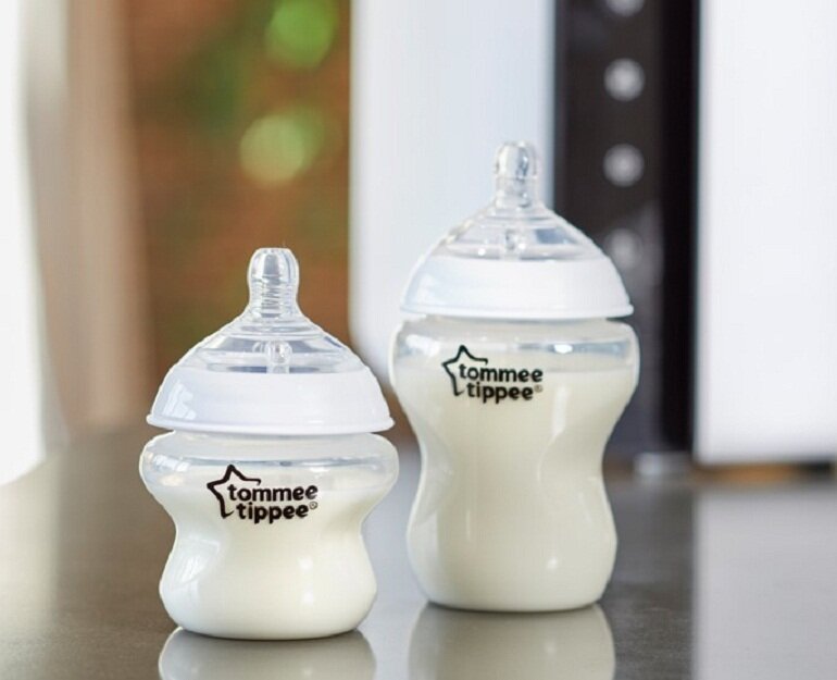Bình sữa cho trẻ sơ sinh Tommee Tippee