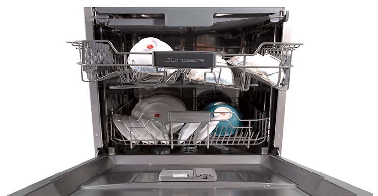 Dòng máy rửa chén Junger còn hạn chế về một số tính năng Máy rửa bát Junger