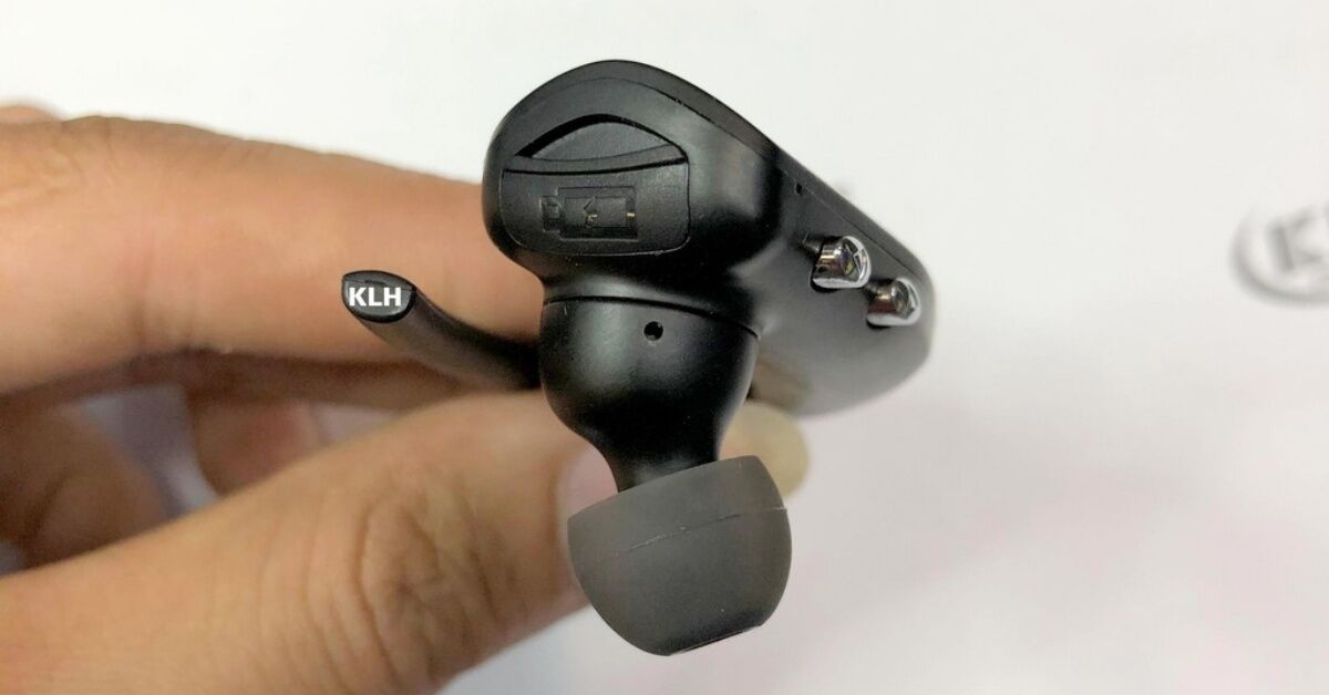 Tai nghe Baseus WM01 có gì HOT mà được tìm kiếm nhiều đến vậy?