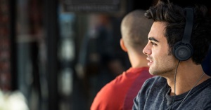 Tai nghe chụp tai giá rẻ chất lượng tốt năm 2021