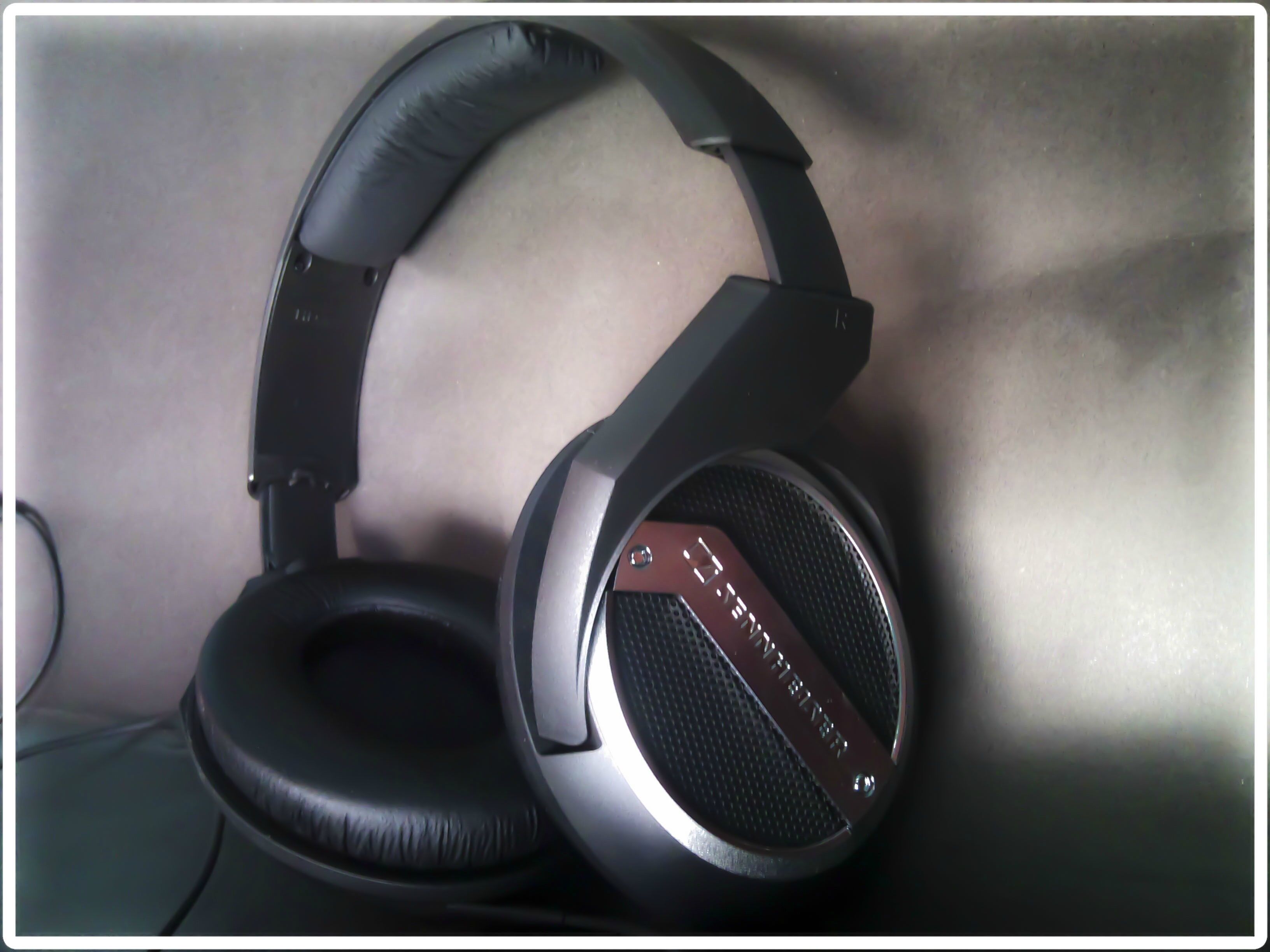 Tai nghe Sennheiser HD 449: top đầu trong dòng tai nghe HD