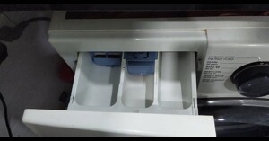 Tất tần tật về ngăn chứa nước xả của máy giặt Samsung