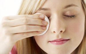 Tẩy trang đúng cách để làn da sạch khỏe, mịn màng