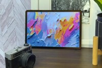 TCL NXTPAPER 11 Plus: Màn hình mờ tối ưu, phụ kiện đầy đủ và giá cả hấp dẫn