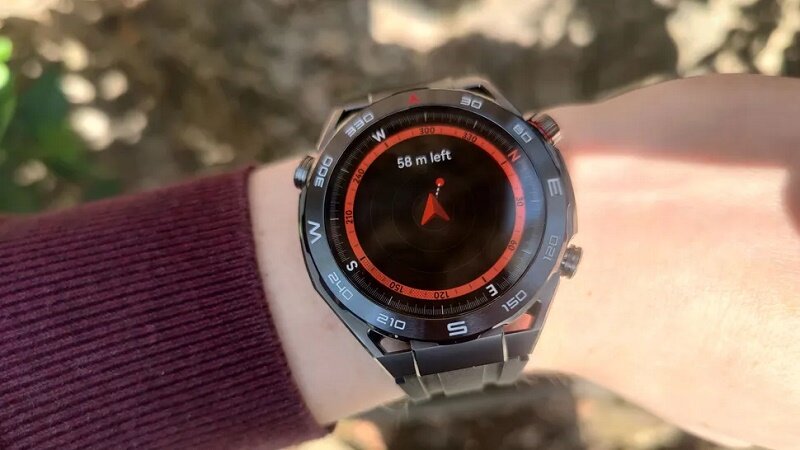 Đồng hồ thông minh Huawei Watch Ultimate giá đắt nhưng