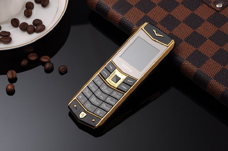 Thương hiệu điện thoại Vertu của nước nào sản xuất?
