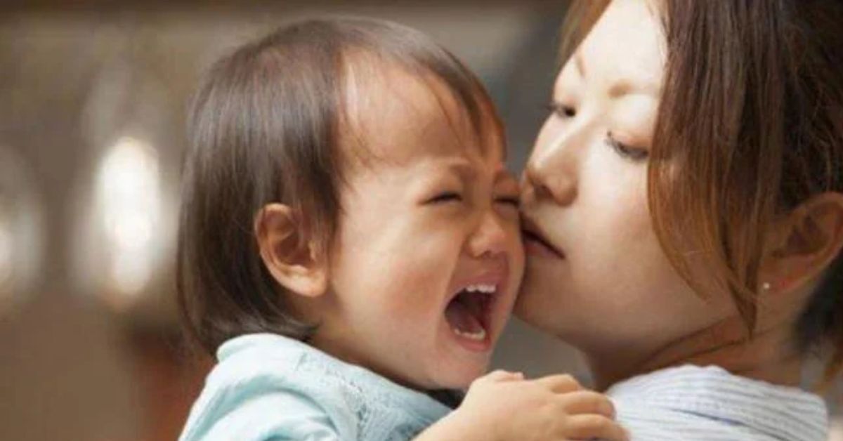 Tiết lộ 2 ảnh hưởng của việc uống thuốc tiêu sữa đối với mẹ và bé