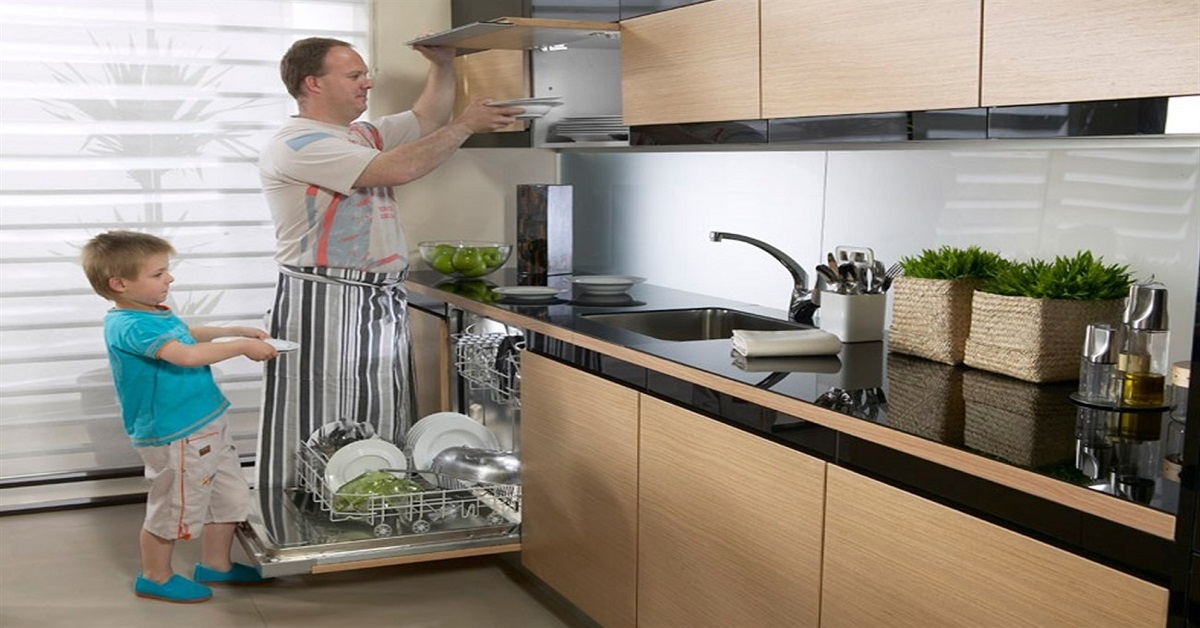 Tìm hiểu đặc điểm cấu tạo máy rửa bát? Có nên dùng máy rửa bát hay không?