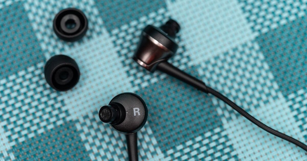 Tổng quan tai nghe bluetooth Audio-Technica ATH-CKR55BT