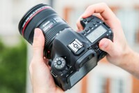 Top 11 máy ảnh Canon chuyên nghiệp tốt nhất dễ sử dụng giá từ 10tr