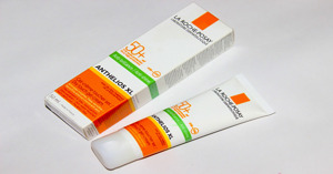 Top 3 loại kem chống nắng cho da dầu giá rẻ chất lượng cho chị em vào mùa hè này