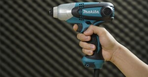 Top 3 máy vặn vít Makita chạy điện nên mua năm 2021