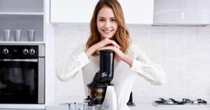 Top 3 món quà giúp chinh phục bà nội trợ nhân ngày 8/3