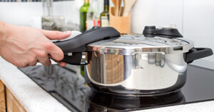 Top 3 nồi áp suất bếp từ được ưa chuộng nhất 2022