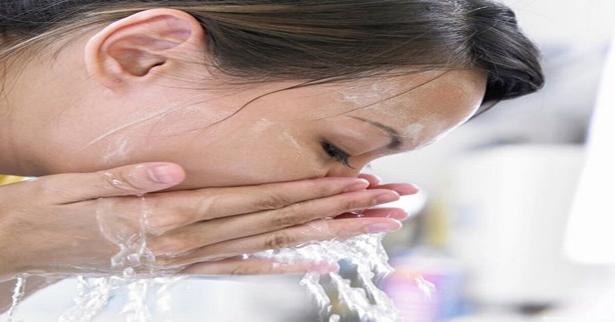 Top 3 sản phẩm sữa rửa mặt trà xanh tốt nhất nên dùng