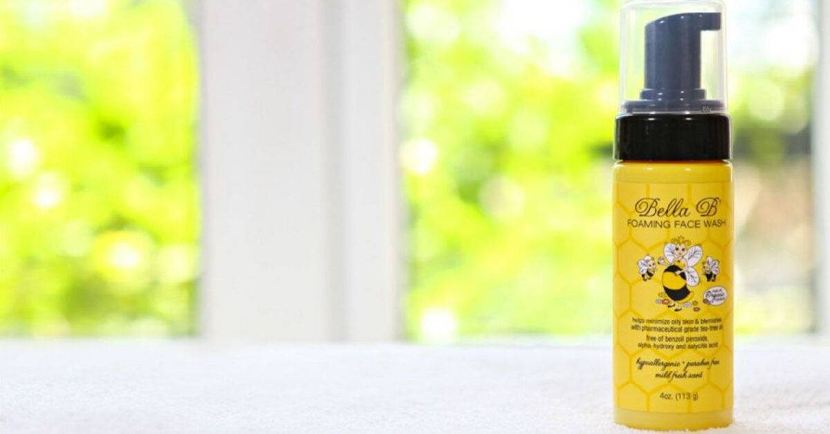 Top 3 sữa rửa mặt trị mụn cho bà bầu tốt nhất hiện nay