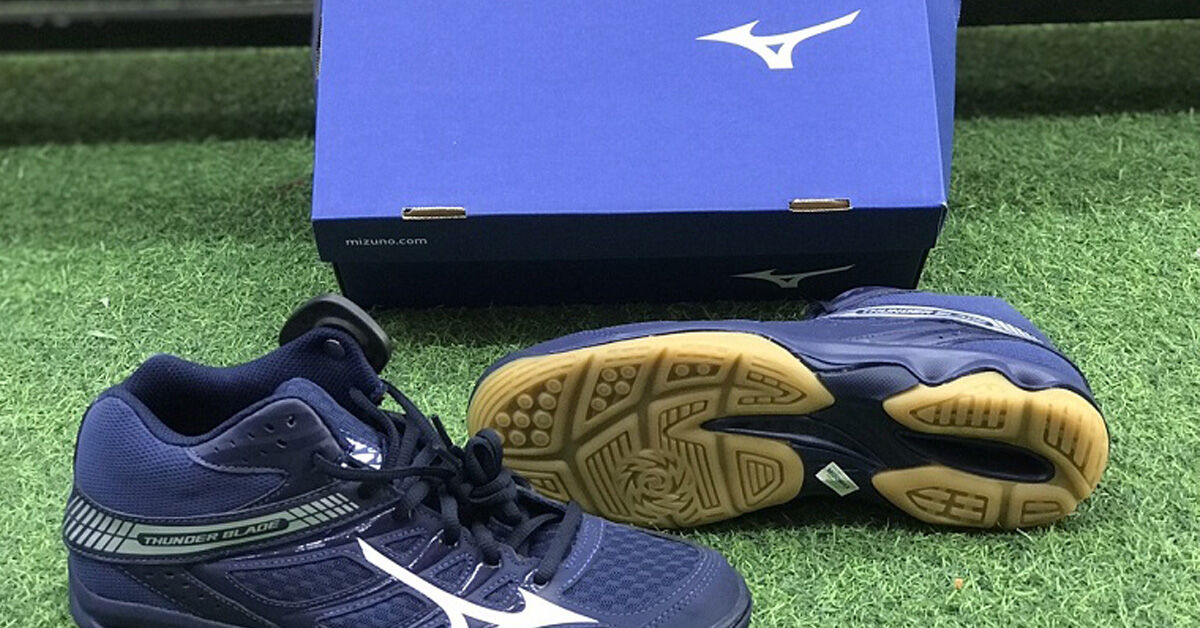 Top 3 thương hiệu giày bóng chuyền bạn không nên bỏ qua