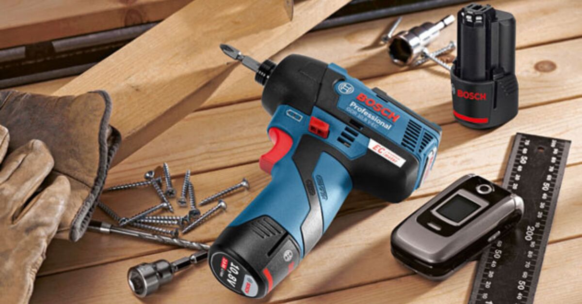 TOP 4 máy vặn vít mini chạy pin tốt nhất năm 2021