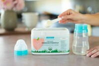 Top 4 sữa bột Organic không chứa GMO cho bé tốt nhất hiện nay