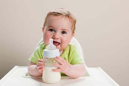 Top 5 sữa bột cho bé từ 0 đến 6 tháng tuổi được lòng các mẹ nhất
