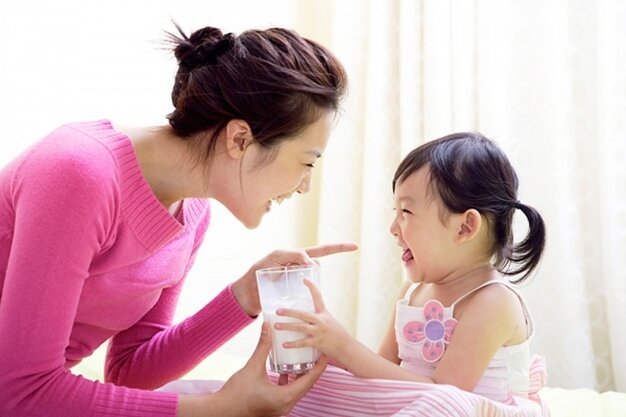 Top 5 sữa bột ngoại cho bé từ 1 đến 3 tuổi