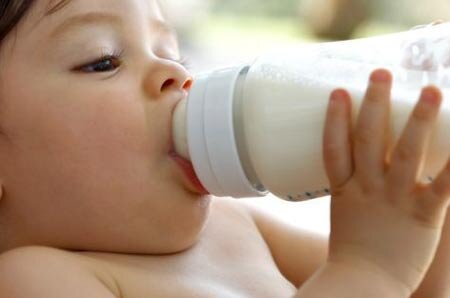 Top 5 sữa dành cho bé trong giai đoạn từ 6 đến 12 tháng tuổi