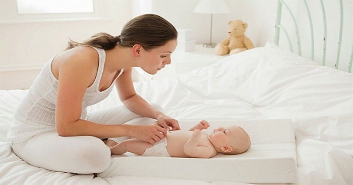 Top 5 thương hiệu tã dán trẻ em hữu cơ an toàn cho bé