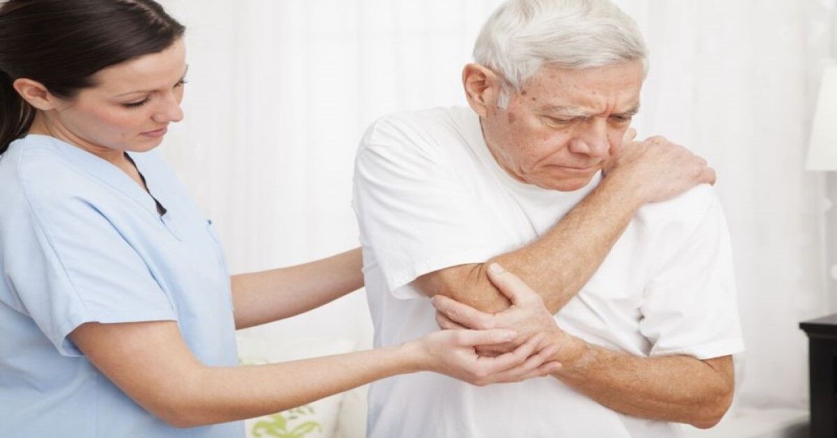 Top 7 loại sữa tốt cho xương khớp người già nên uống hàng ngày