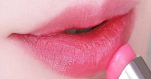 Top 7 son dưỡng môi nhất định không thể bỏ qua mùa đông này