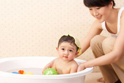 Top 8 sữa tắm gội tốt nhất cho bé được các mẹ tin dùng