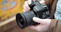 TOP ống kính góc rộng giá rẻ cho máy ảnh sử dụng cảm biến APS-C
