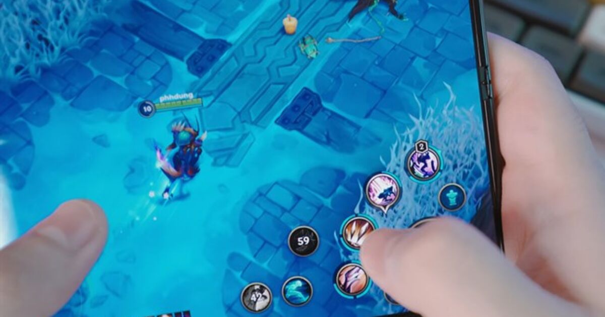 Trải nghiệm thực chiến game trên Samsung Galaxy Z Fold 3